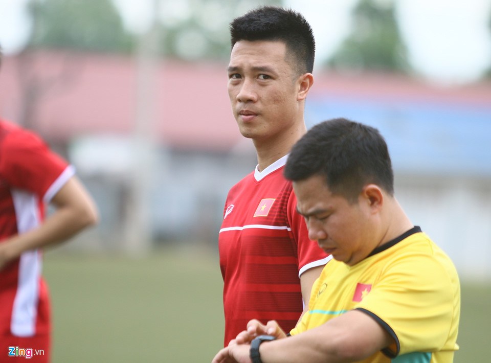 Van Quyet chan thuong, Viet Nam tro lai san tap ngay sau chien thang hinh anh 5
